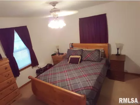 2130 N 6th, Springfield, IL 62702 photo 14