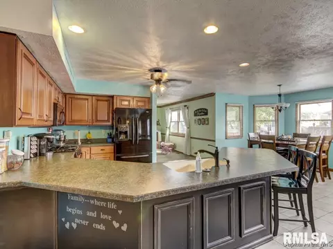3104 Sequoia Dr, Springfield, IL 62712 photo 6