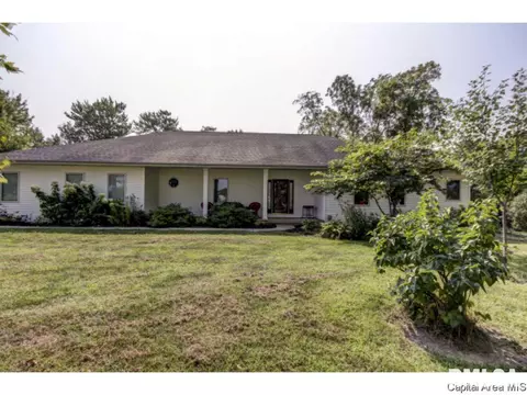 830 Brookview Rd, Dawson, IL 62520 photo 2