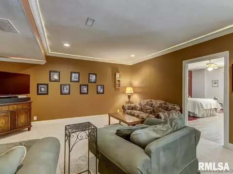 830 Brookview Rd, Dawson, IL 62520 photo 16