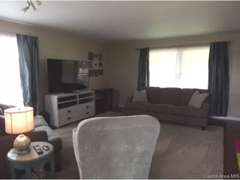 1912 Halifax, Springfield, IL 62703 photo 10