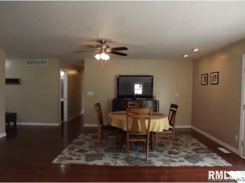 1912 Halifax, Springfield, IL 62703 photo 9