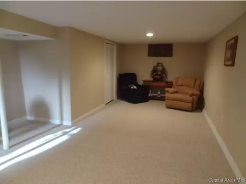 2116 Keokuk, Springfield, IL 62702 photo 14