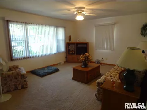 2116 Keokuk, Springfield, IL 62702 photo 7