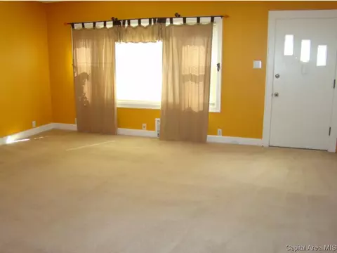 709 E Wellesley Ave, Springfield, IL 62703 photo 2