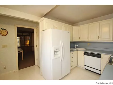 138 Golf Rd, Springfield, IL 62704 photo 16