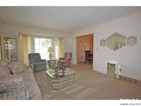 138 Golf Rd, Springfield, IL 62704 photo 5