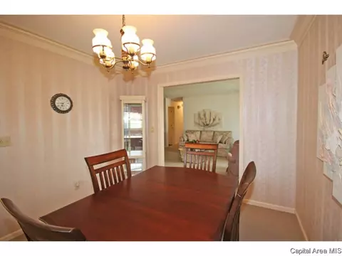 138 Golf Rd, Springfield, IL 62704 photo 10