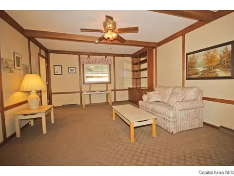 138 Golf Rd, Springfield, IL 62704 photo 9