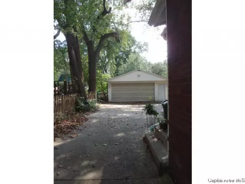 1324 W Governor St, Springfield, IL 62704 photo 29