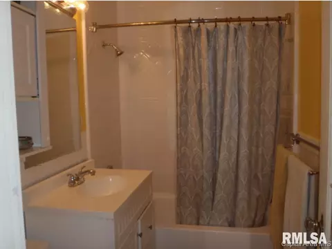 1324 W Governor St, Springfield, IL 62704 photo 19