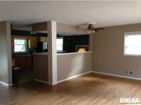62 Meadowlark Ln, Springfield, IL 62702 photo 2