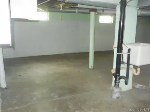 913 E 8th St, Beardstown, IL 62618 photo 10