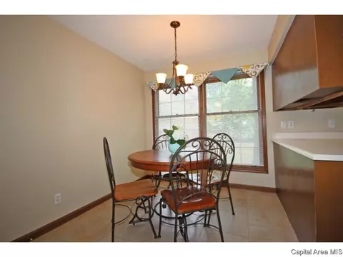 269 Yeoman, Springfield, IL 62704 photo 6