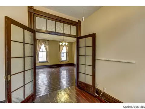 1515 N 4th, Springfield, IL 62702 photo 9