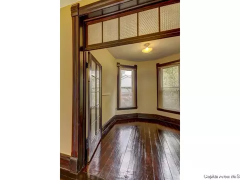 1515 N 4th, Springfield, IL 62702 photo 8