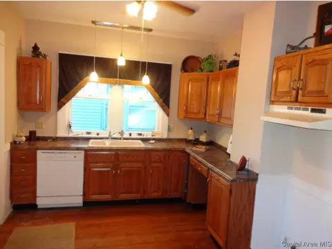 1703 S 7th St, Springfield, IL 62703 photo 6