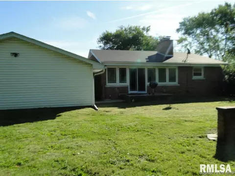 3609 Ivanhoe Dr, Springfield, IL 62703 photo 4