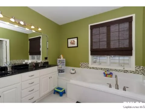 6324 Winterberry, Springfield, IL 62712 photo 5