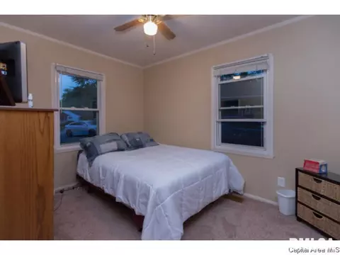 3217 Saxony Rd, Springfield, IL 62703 photo 14