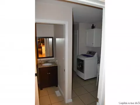 1 Forest Green Dr, Springfield, IL 62711 photo 17