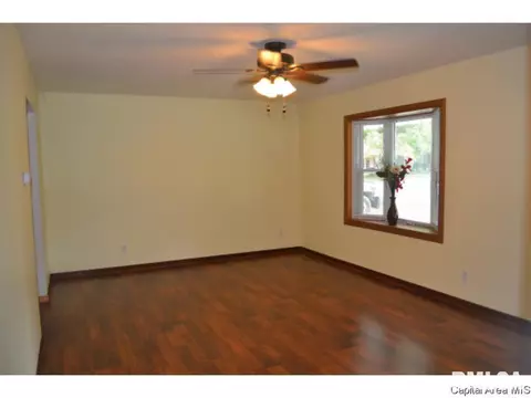 1967 Stonehenge Rd, Springfield, IL 62702 photo 2