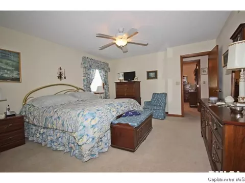 2529 Greenbriar Rd, Springfield, IL 62704 photo 19