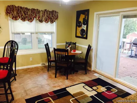 104 Exeter Ct, Springfield, IL 62704 photo 4