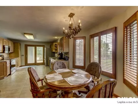 1601 Windycrest Dr, Springfield, IL 62704 photo 8