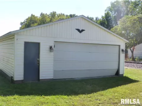 300 E Cedar, Springfield, IL 62703 photo 8