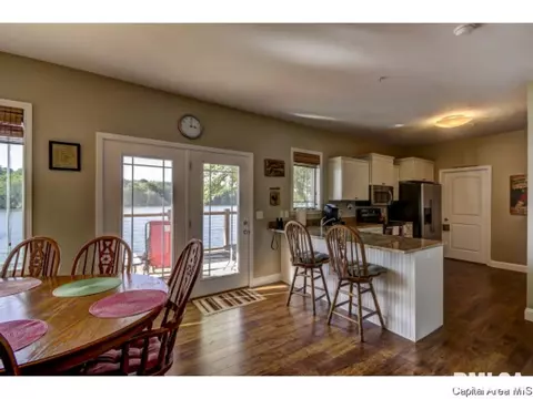 9 Waters Edge Blvd #11, Springfield, IL 62712 photo 11