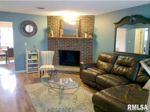 4129-4131 Pickfair Rd, Springfield, IL 62703 photo 3
