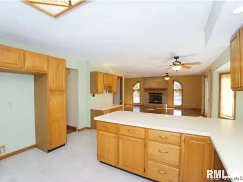 4012 Almahurst Dr, Springfield, IL 62712 photo 13