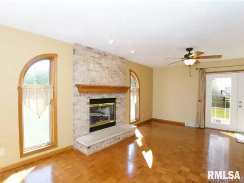 4012 Almahurst Dr, Springfield, IL 62712 photo 3