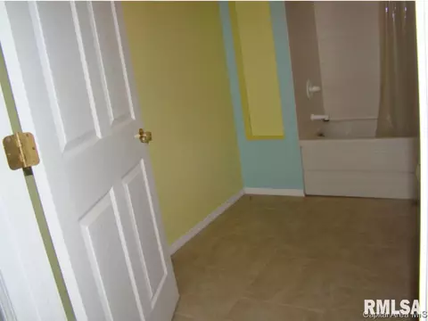 65 Andover, Springfield, IL 62704 photo 10