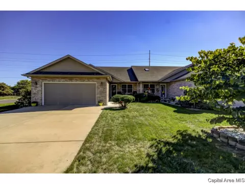3200 Red Oak Ln, Springfield, IL 62712 photo 1