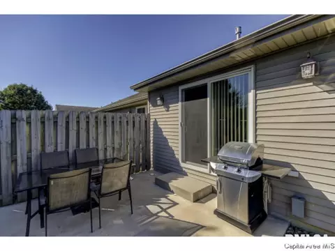 3200 Red Oak Ln, Springfield, IL 62712 photo 22