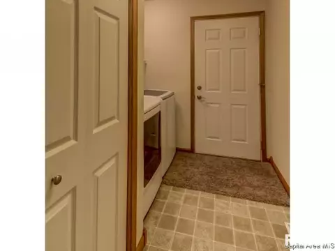 3200 Red Oak Ln, Springfield, IL 62712 photo 21
