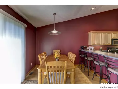 3200 Red Oak Ln, Springfield, IL 62712 photo 12