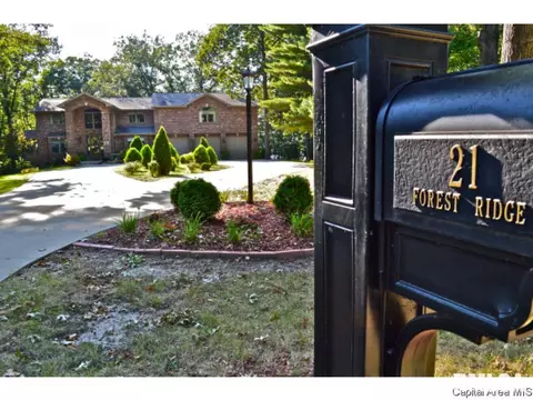21 Forest Rdg, Springfield, IL 62712 photo 1