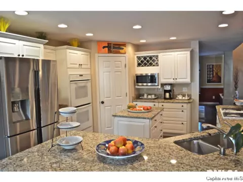 21 Forest Rdg, Springfield, IL 62712 photo 17