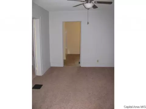702 E Black Ave, Springfield, IL 62702 photo 11