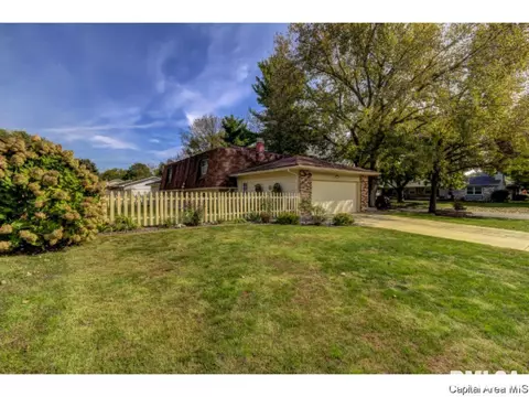 1901 Croydon Dr, Springfield, IL 62703 photo 5