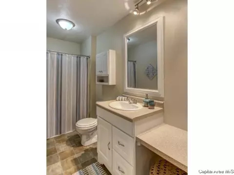 1901 Croydon Dr, Springfield, IL 62703 photo 17