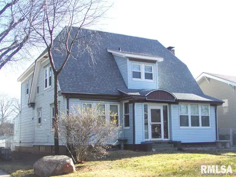 2108 N 8th St, Springfield, IL 62702 photo 1