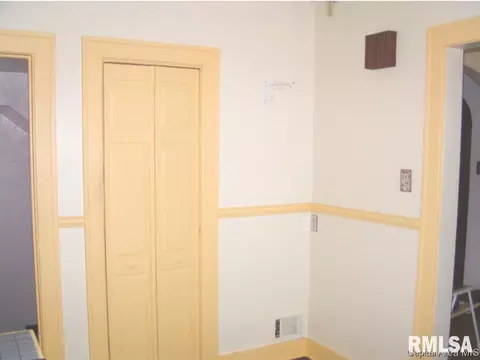 2108 N 8th St, Springfield, IL 62702 photo 8