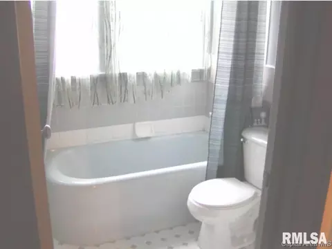 2108 N 8th St, Springfield, IL 62702 photo 14
