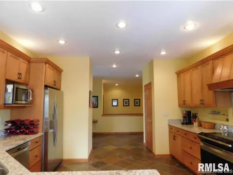 7516 Wentworth, Springfield, IL 62711 photo 10