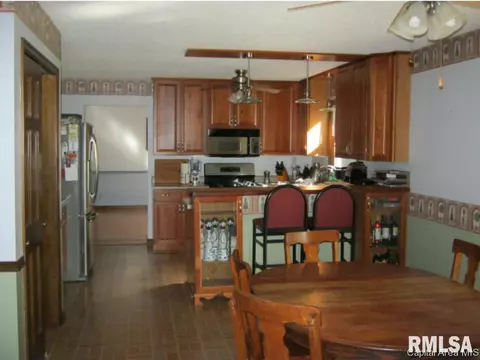 2308 S Park, Springfield, IL 62704 photo 4