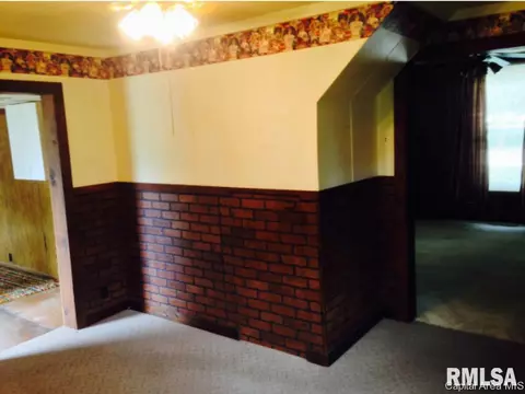 303 E Main St, Tallula, IL 62688 photo 12